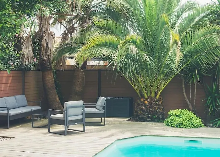 Proche Du Bassin -piscine Villa